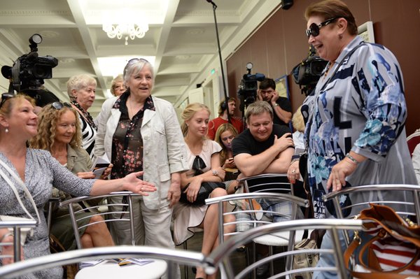 Олег Меньшиков: «Молодых надо не учитывать, на них нужно рассчитывать»