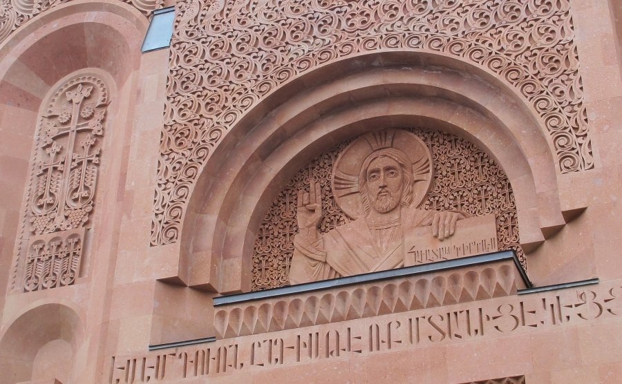 В Москве освящен кафедральный собор Армянской церкви