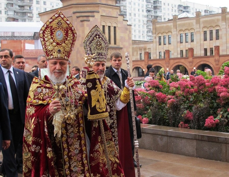 В Москве освящен кафедральный собор Армянской церкви