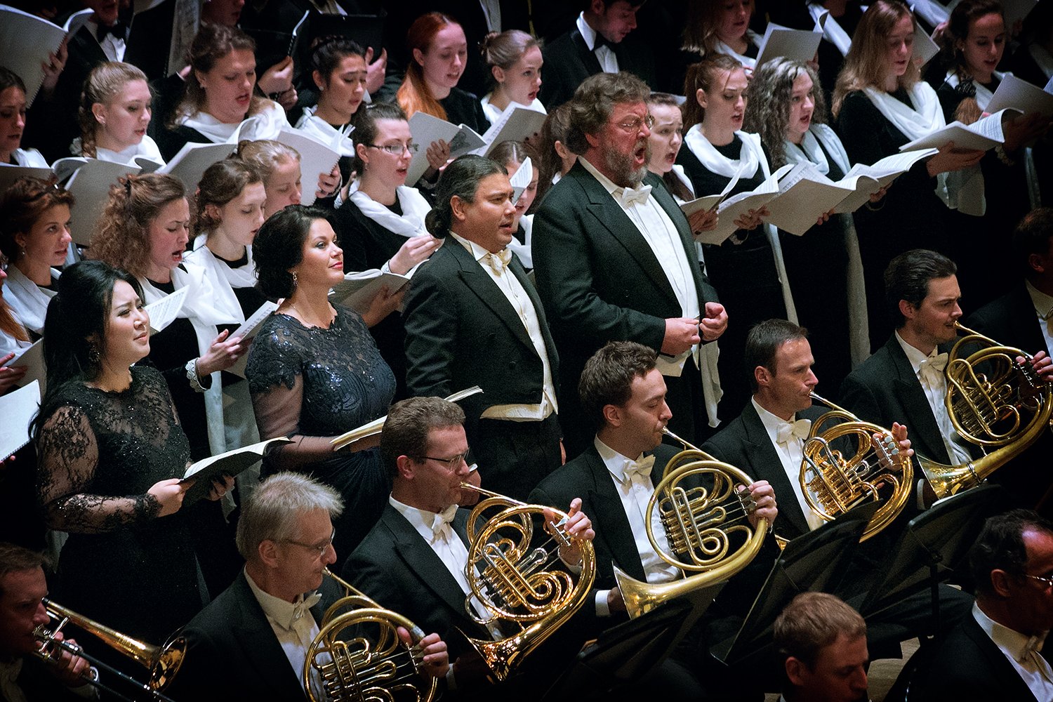 Диктатор Тилеман покорил венских филармоников и московских меломанов