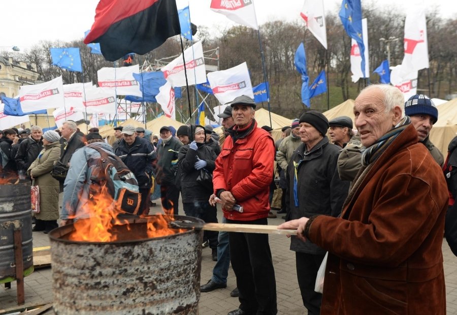 Украинская оппозиция намерена затмить старый майдан новым