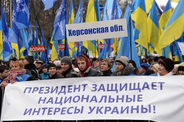 Партия регионов забирает Евромайдан