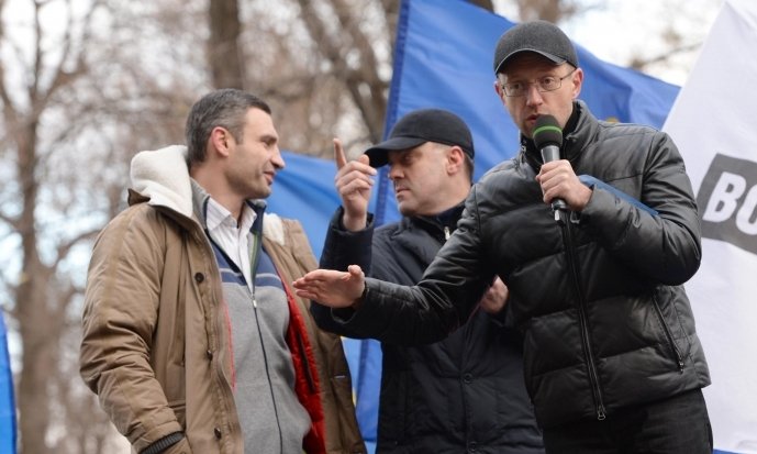 Киевская улица равнодушна к судьбе премьера