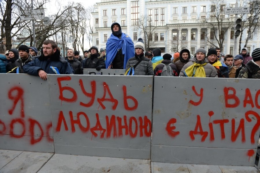 Киевская улица равнодушна к судьбе премьера