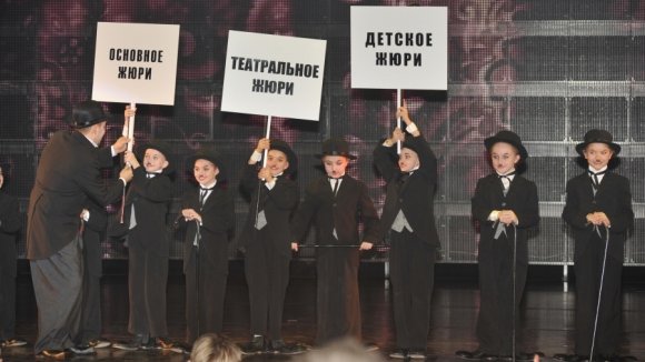 «В кругу семьи» покажут добрые фильмы