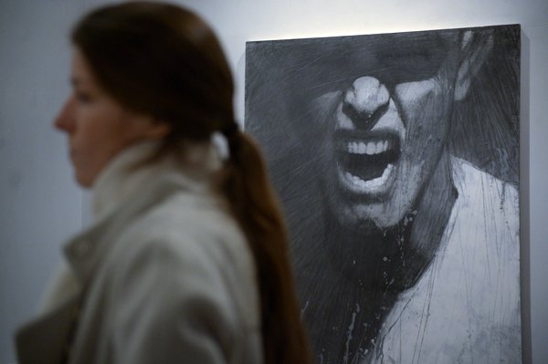 На «Винзаводе» показали рождественский вернисаж