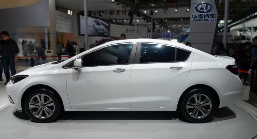 Автошоу в Пекине: мировые тренды и местные клоны