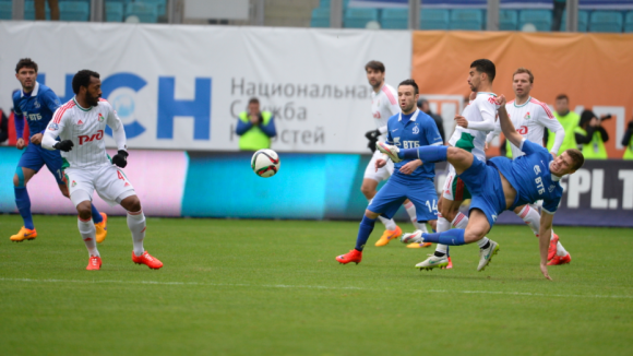 «Динамо» и «Локомотив» забили друг другу по два мяча