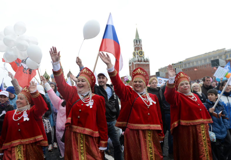 Первомайское шествие на Красной площади собрало 140 тыс. человек