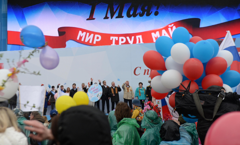 Первомайское шествие на Красной площади собрало 140 тыс. человек