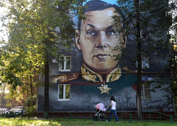В Москве создадут 10 граффити с изображением героев ВОВ