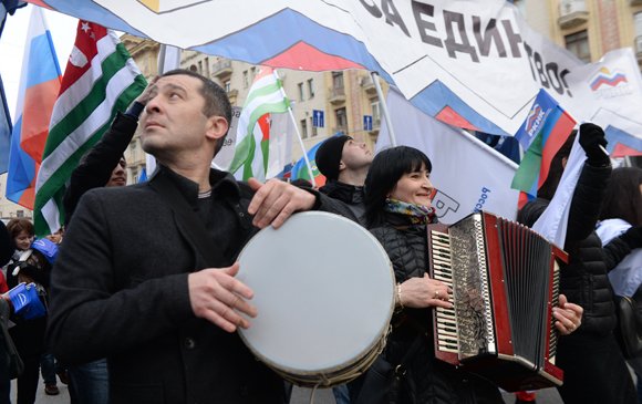 В Москве 85 тысяч человек вышли на шествие в День народного единства