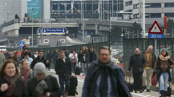 Брюссель потрясла серия терактов, погибло более 20 человек