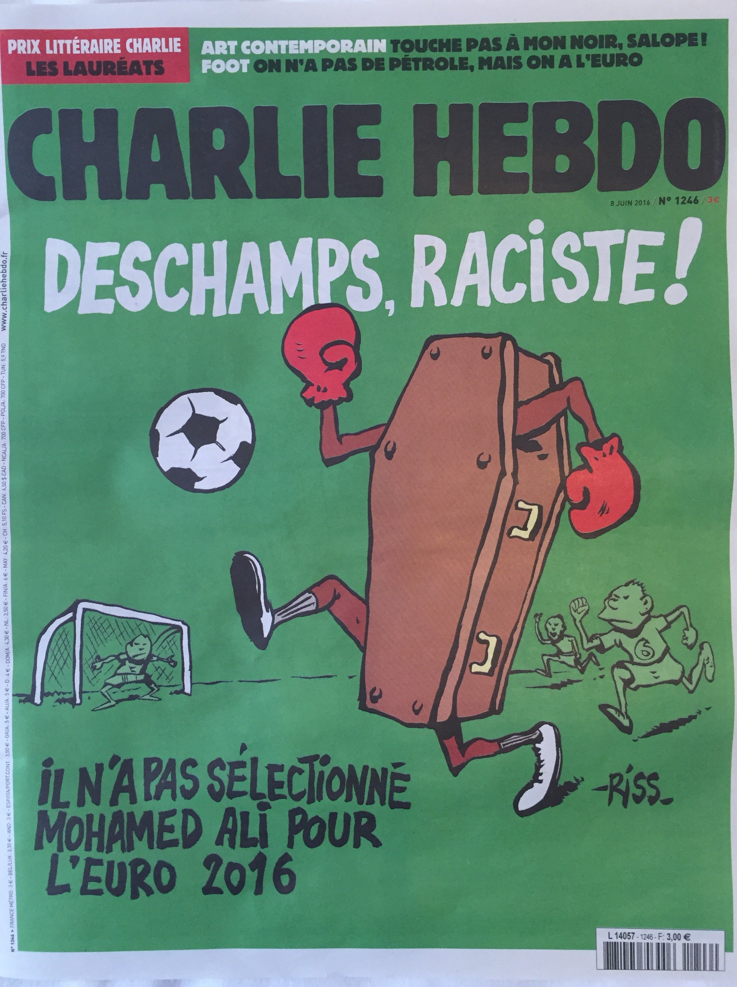 Charlie Hebdo высмеял возможность терактов на Евро-2016