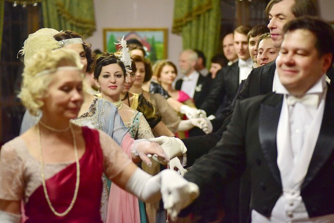 За дверями бальной залы: как восстанавливают культуру русского бала