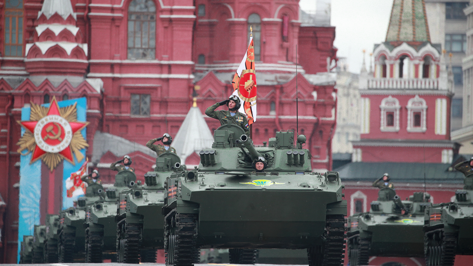 Как нарисовать самолет на 9 мая карандашами поэтапно