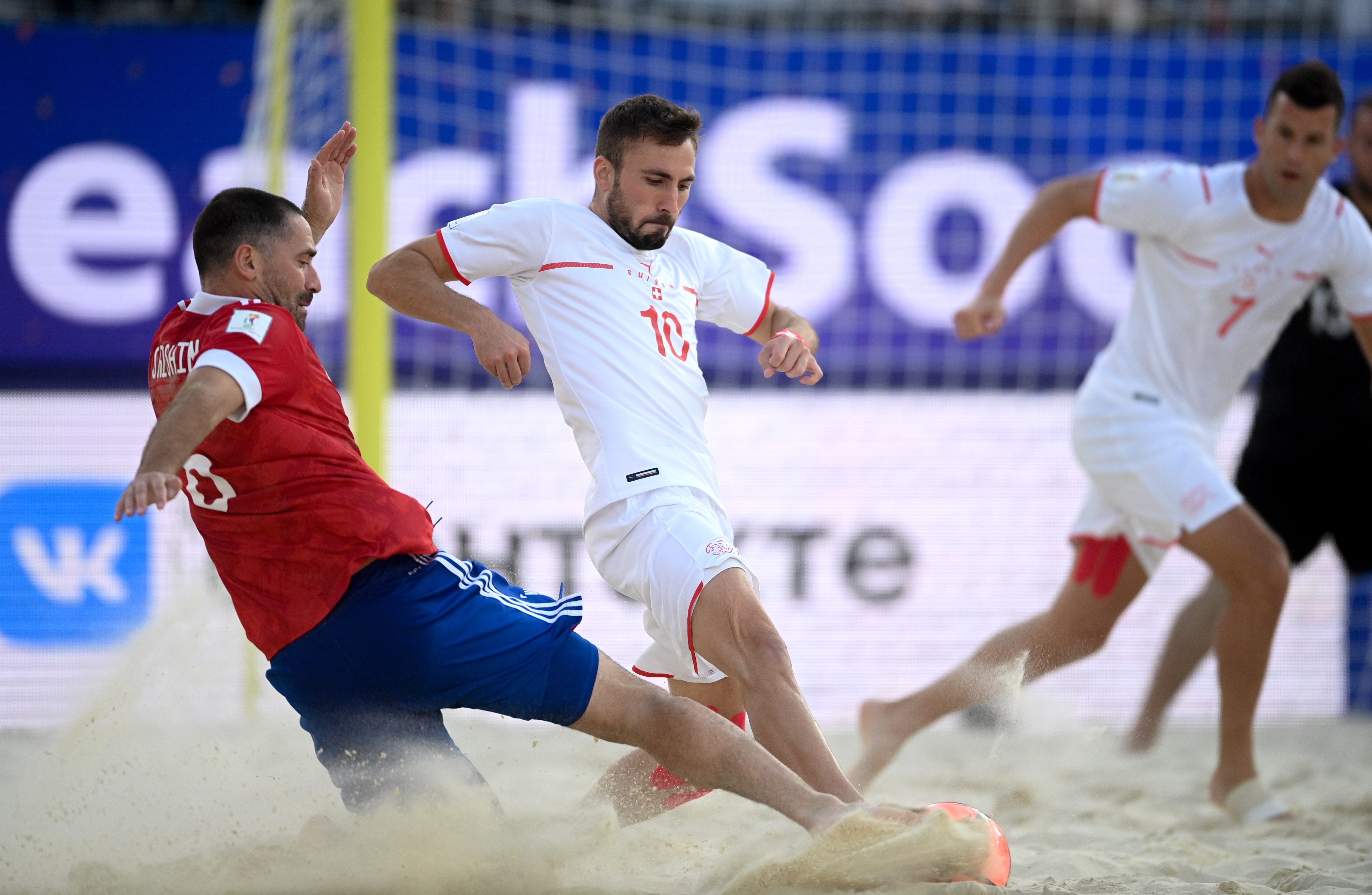 Россия 1 2 финала футбол. Пляжный футбол 2021 РФ Швейцария 29 август.