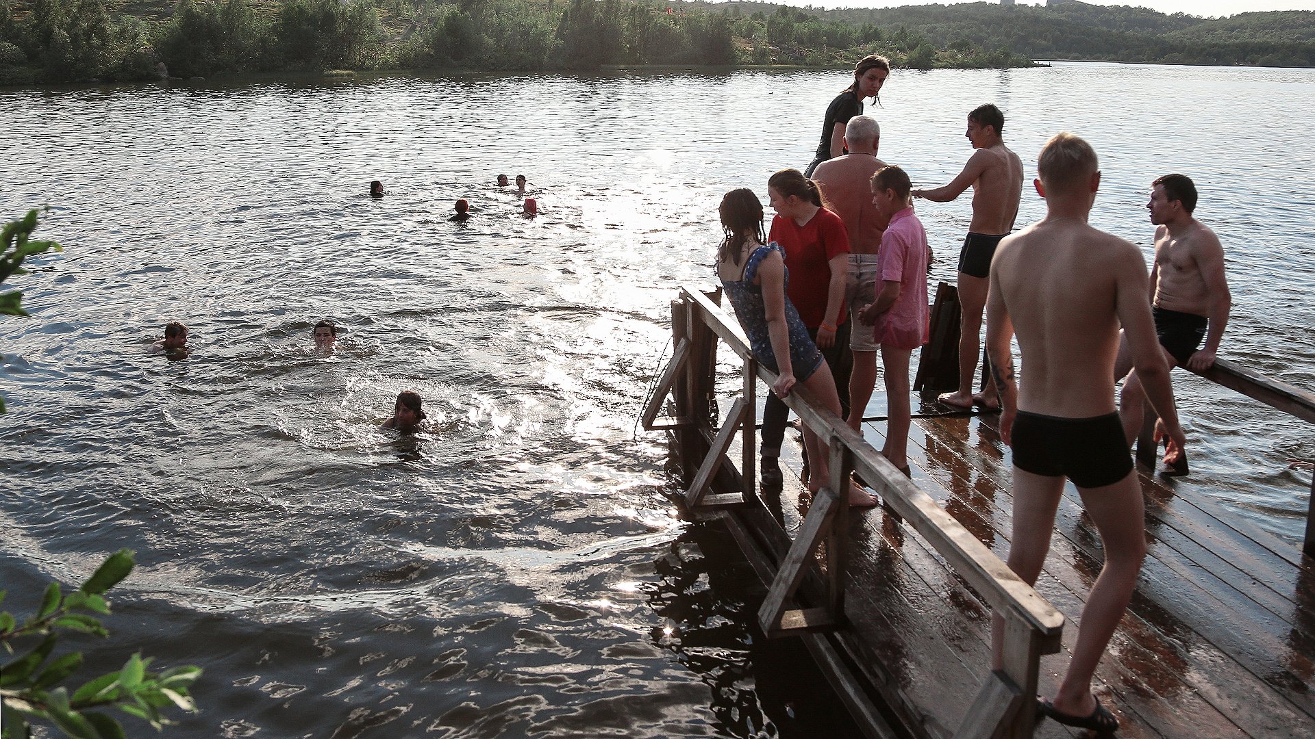 Живая вода: какие микроорганизмы подстерегают россиян в реках и озерах |  Статьи | Известия