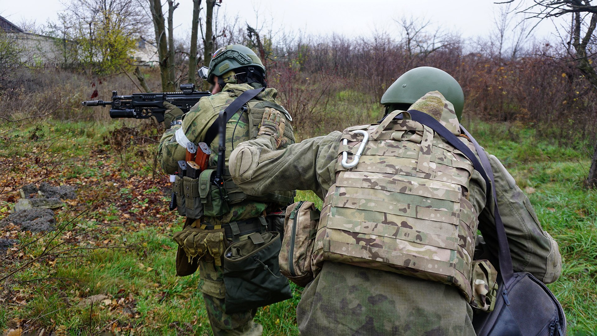 Бои тяжелого значения: войска РФ и казаки-добровольцы проламывают оборону  Угледара | Статьи | Известия