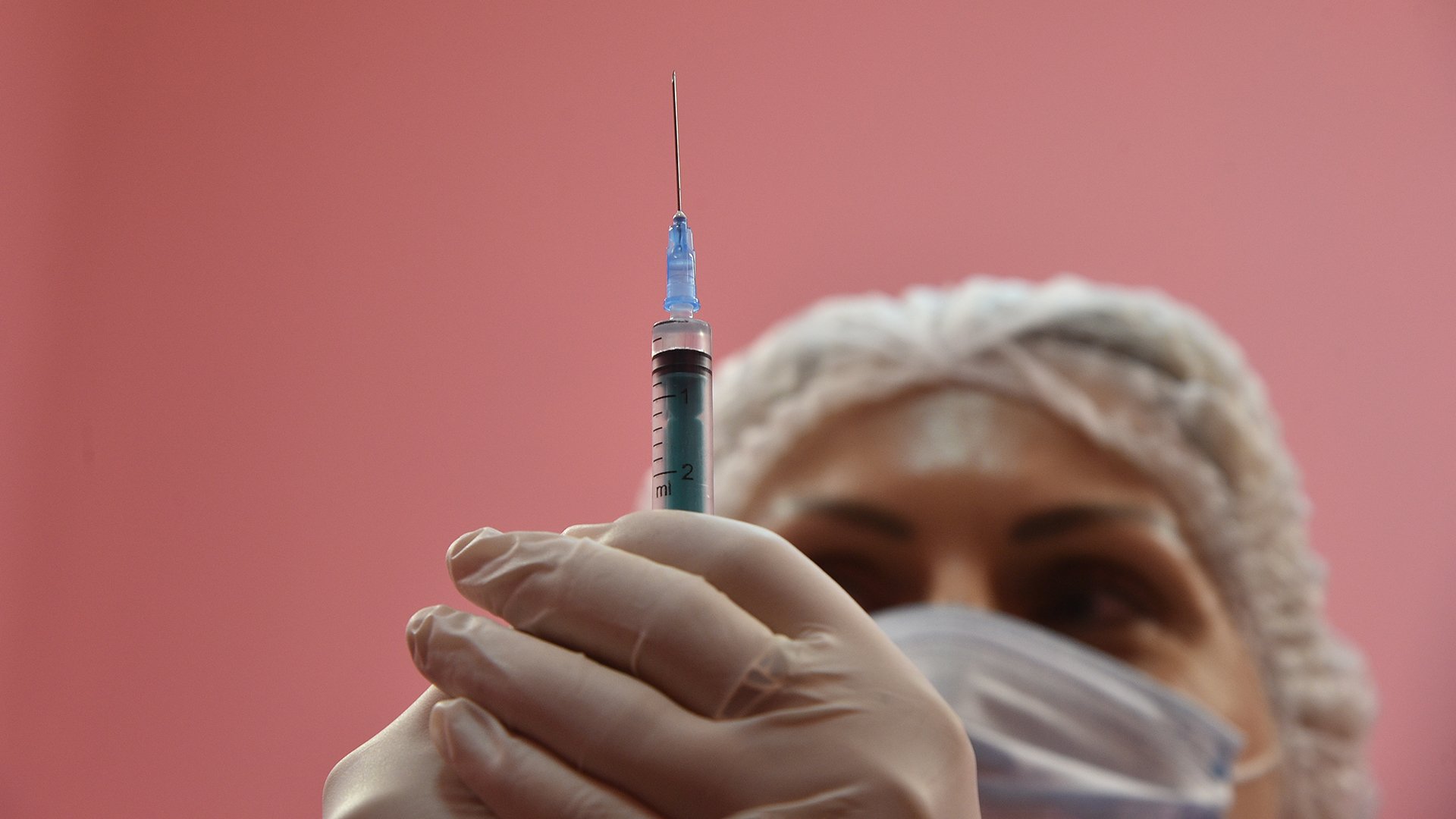 Вакцинация против гриппа осенью 2023 года — чем опасен грипп