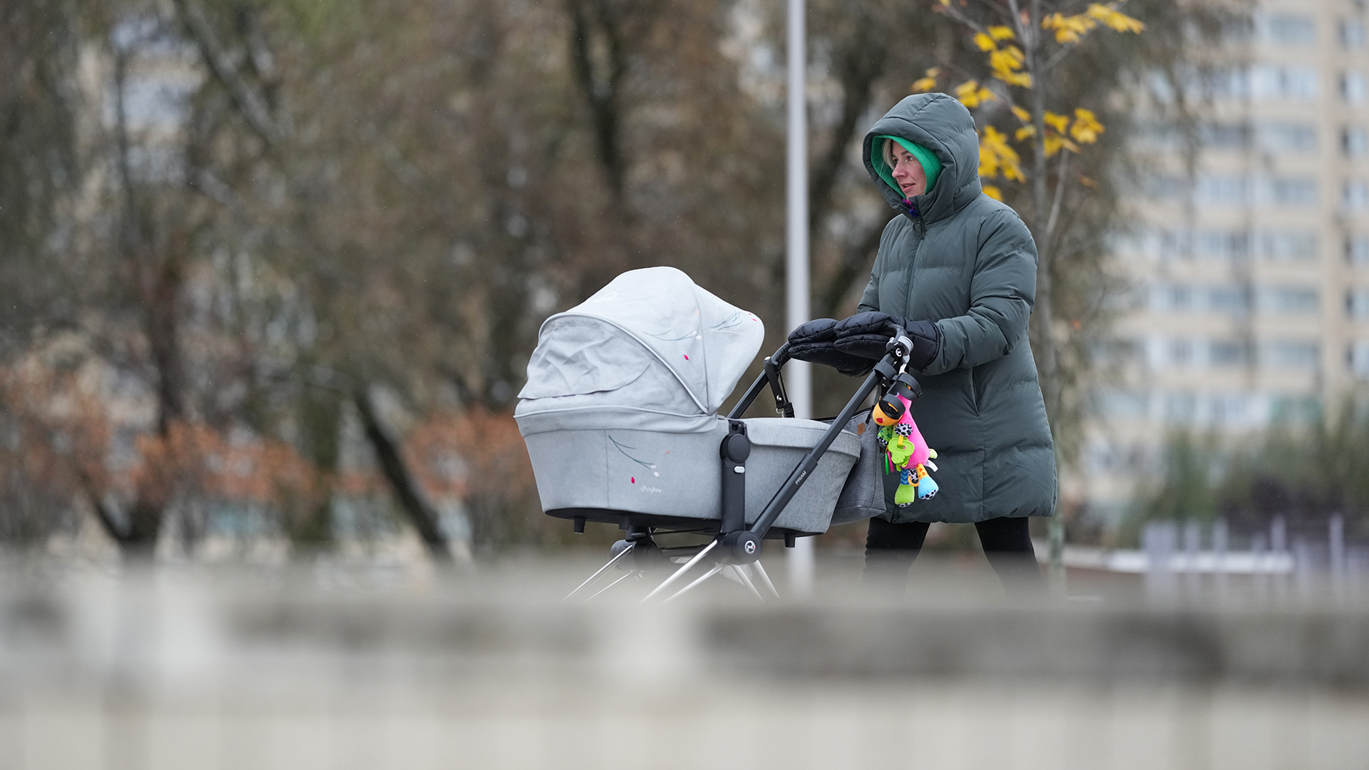 Как декрет влияет на карьерные стратегии женщин