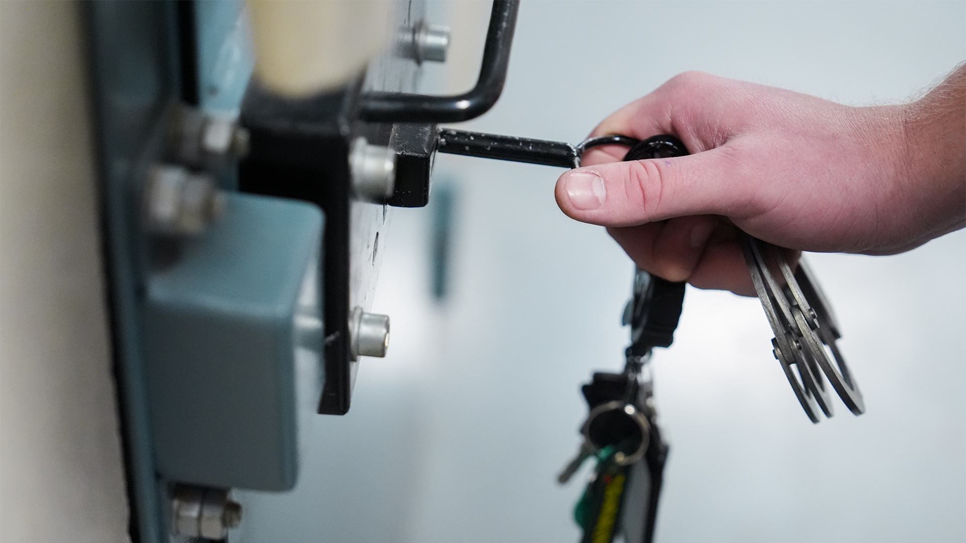 Берут на спрос: участие заключенных в судах хотят перевести в онлайн