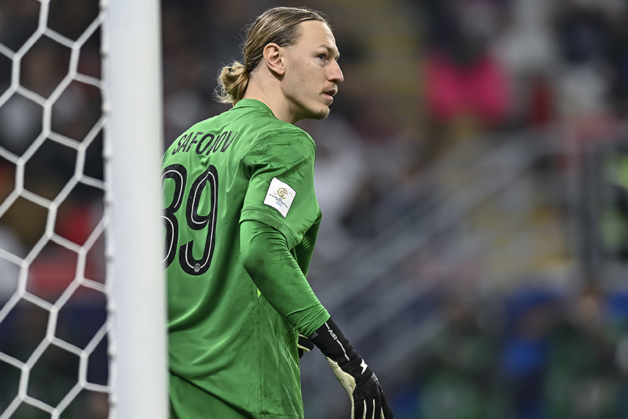 Матвей Сафонов 