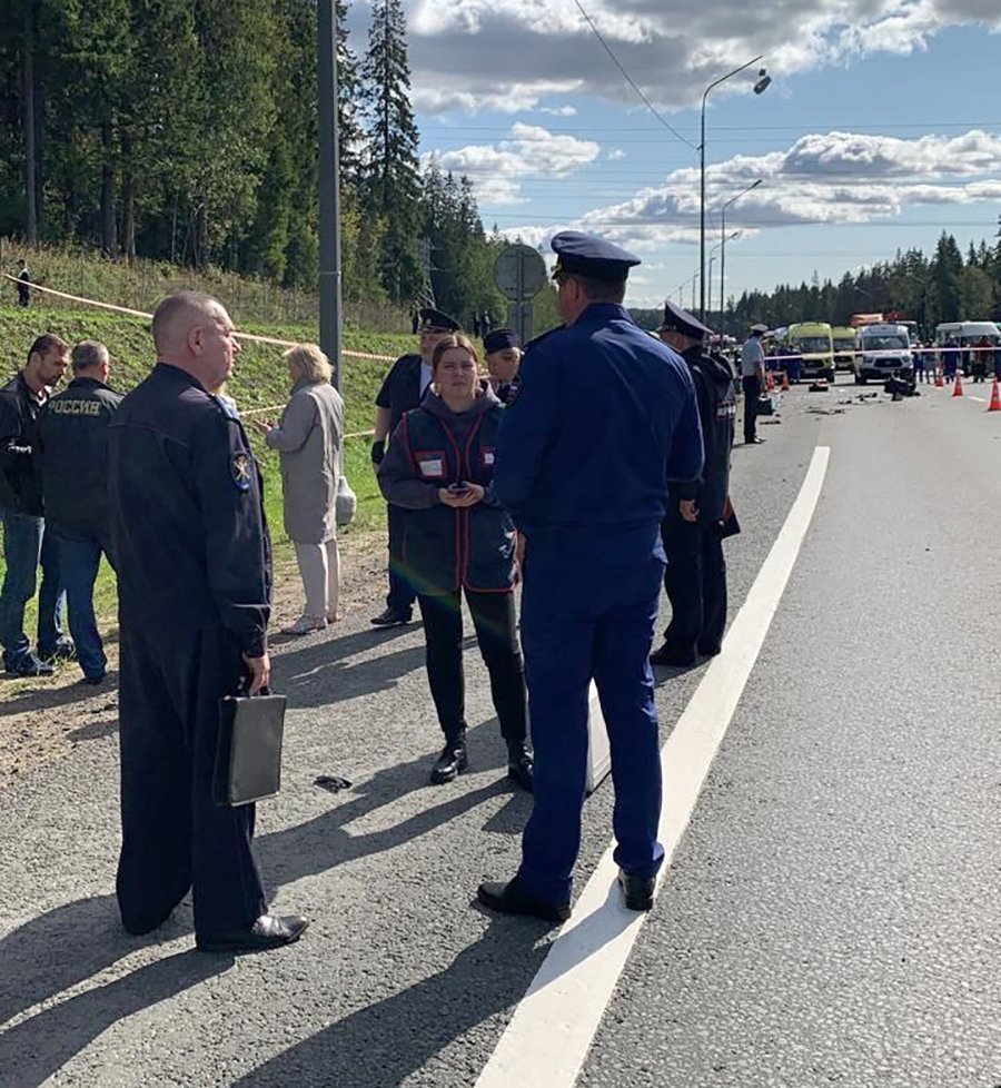 Бестормозной путь: виновник ДТП с колонной детей мог уснуть за рулем |  Статьи | Известия