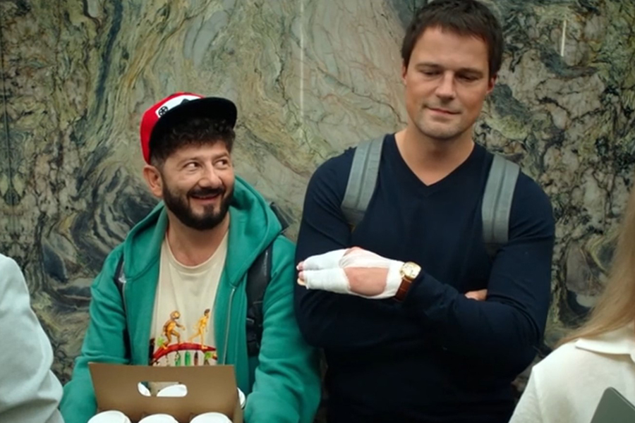 Кадр из фильма «Уволить Жору»