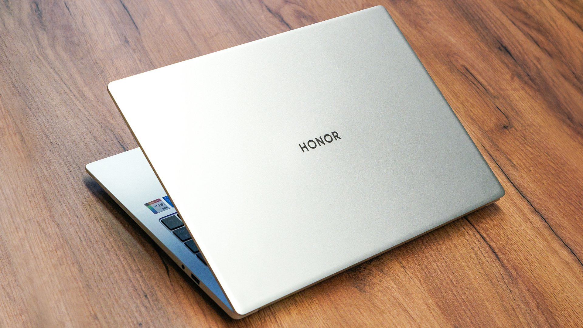 Honor magicbook x 16