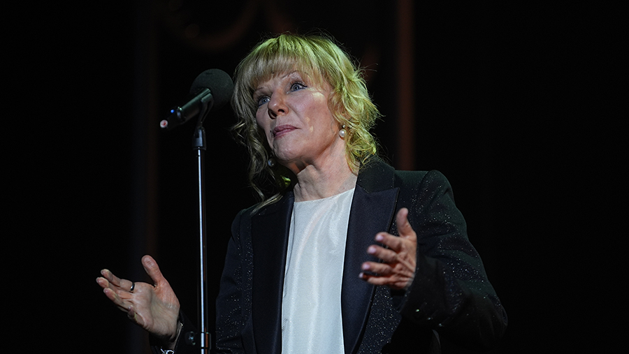 Александра Захарова