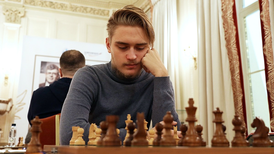 В Самарканде хотел бы сыграть с Карлсеном, Накамурой и Фируджа» – Новости  России сегодня