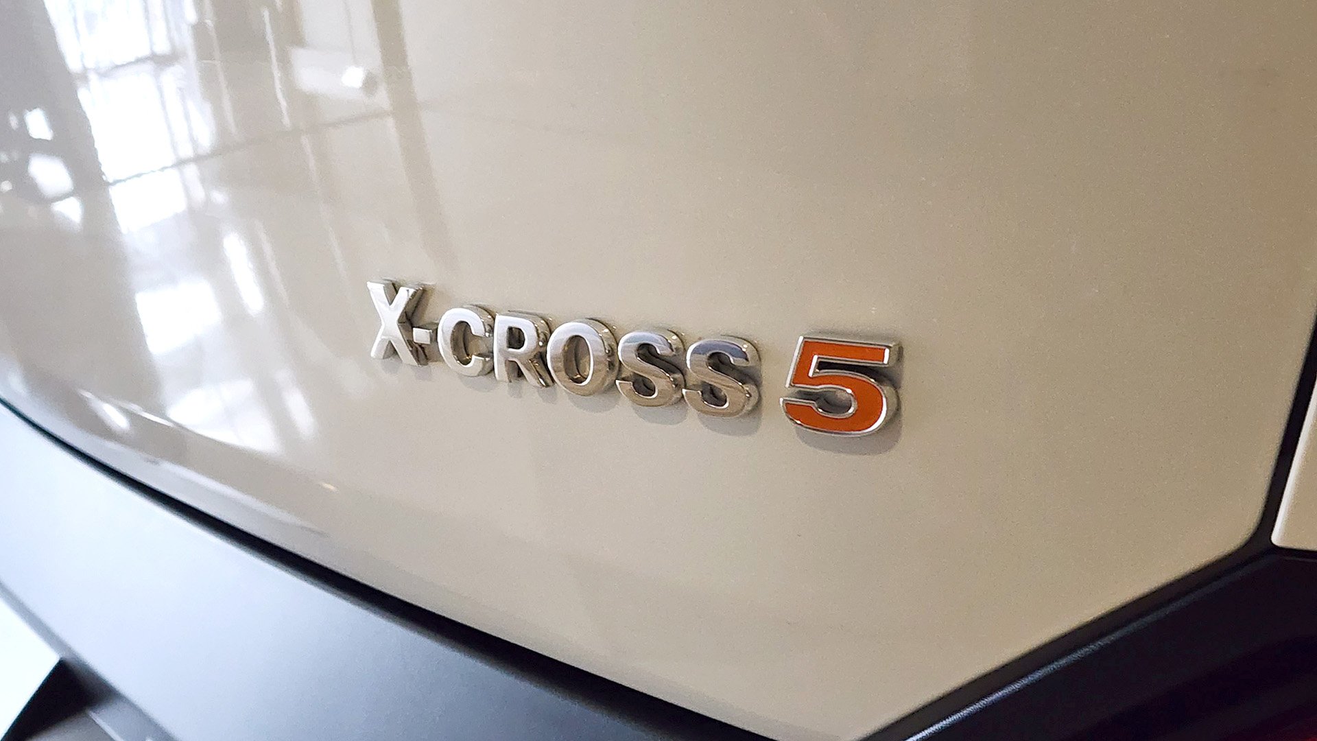 Новая Lada X-cross 5: чего ждать от кроссовера, стоимость, технические  характеристики