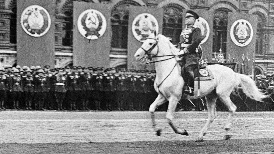 1 декабря - День рождения Маршала Советского Союза Г.К. Жукова