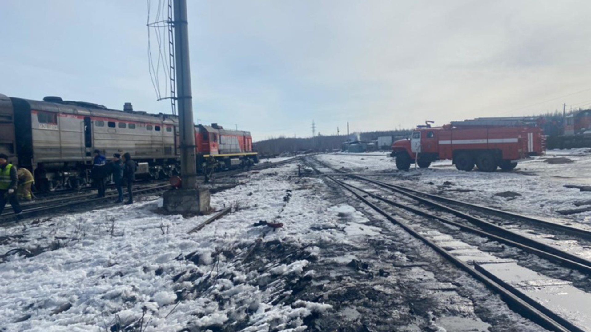 Человек пострадал при пожаре в локомотивном депо в Тынде | Новости |  Известия | 26.03.2021