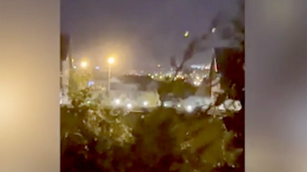 Пожар в щапово. Обстрел белгорода 14 октября. Взрывы в белгородской области. Что происходит в белгороде 2024. Белгород сейчас пожар в центре.