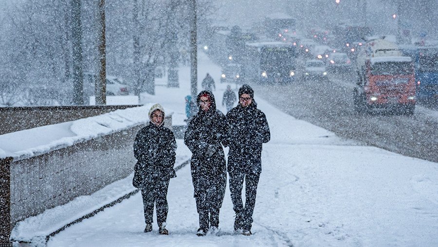 Выпал снег в москве сегодня фото