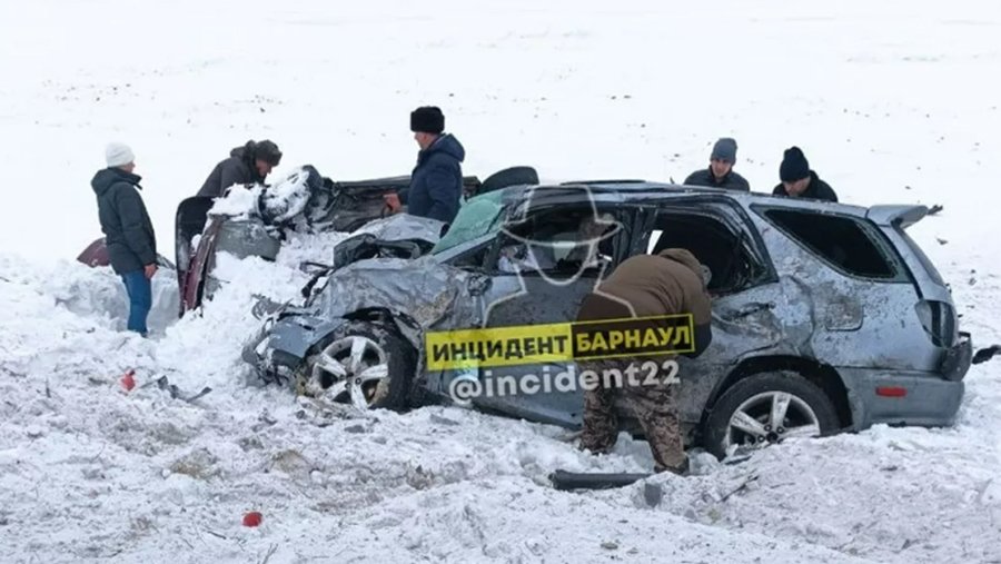 Двое детей и трое взрослых погибли в ДТП в Алтайском крае