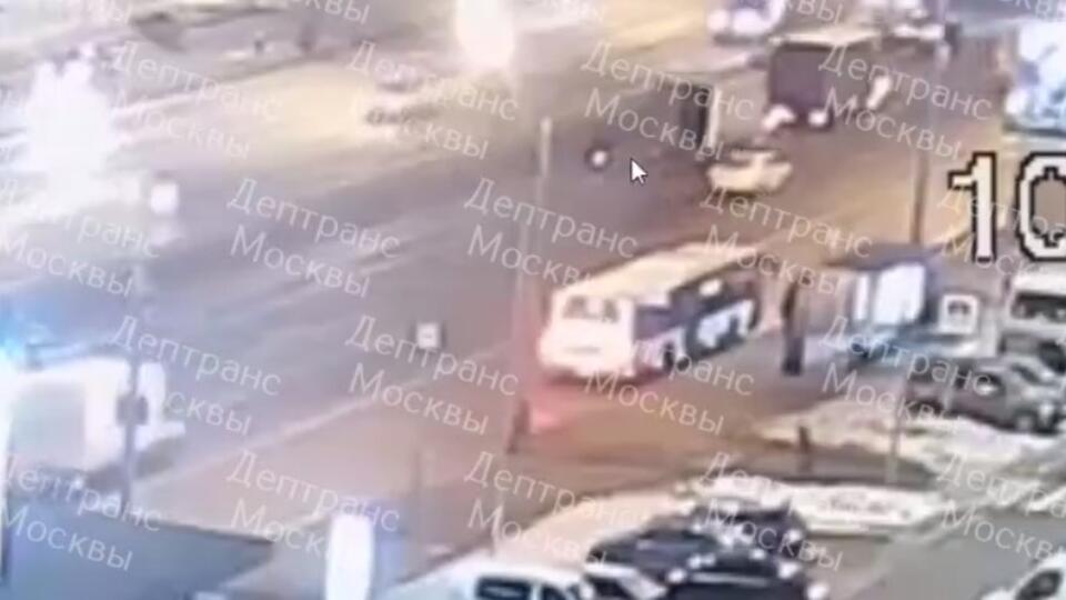 Один человек погиб в ДТП на Ленинградском шоссе в Москве