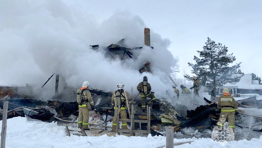 Двое детей и один взрослый погибли при пожаре в Татарстане