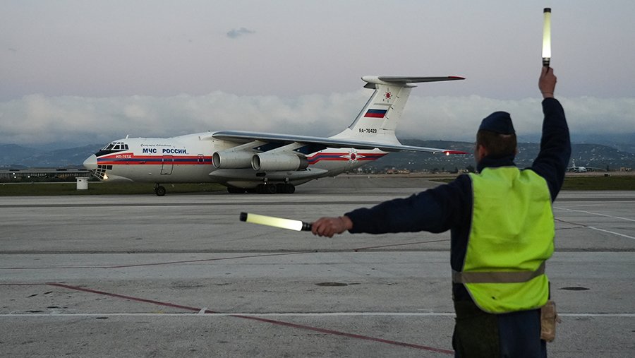 В Сирию прибыл второй самолет МЧС РФ с гуманитарным грузом