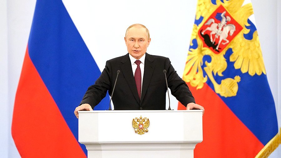 Экс-разведчик США назвал успешным противостояние Путина западным странам