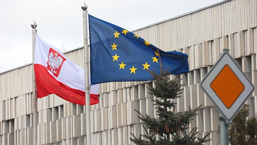 Посол РФ рассказал о затягивании Польшей выдачи виз сотрудникам дипмиссии