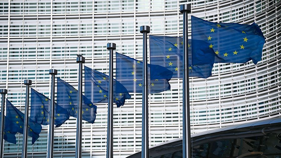 В Еврокомиссии заявили об отсутствии решения по конфискации активов РФ