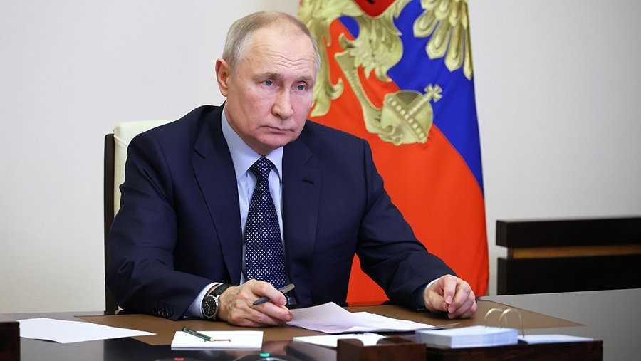 Путин заявил об укреплении России изнутри и вовне