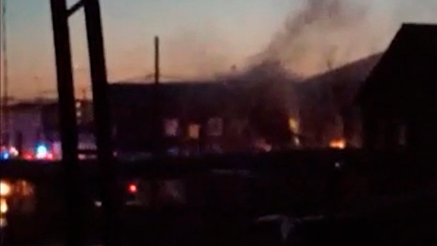 В Якутске при пожаре в жилом доме погибли четыре человека