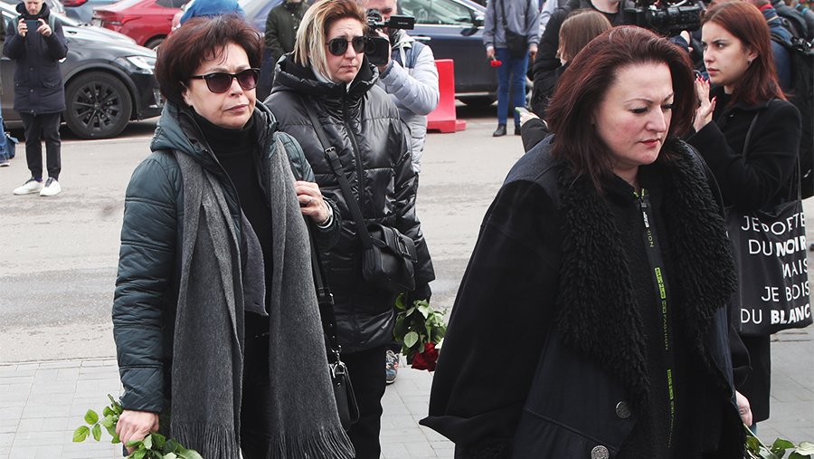 Сколько лет было умершему юдашкину. Сколько лет было умершему юдашкину. Сколько лет было умершему юдашкину. Валентин юдашкин 2022. Сколько лет было умершему юдашкину.