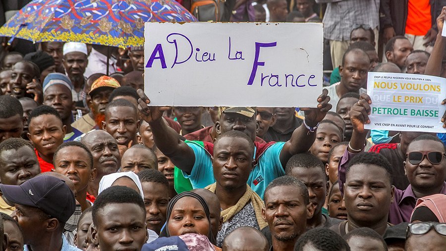 Вещание французских France24 и RFI заблокировали в Нигере