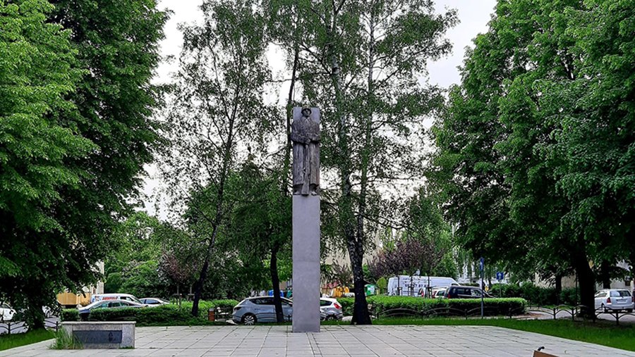 В польском Щецине снесли памятник красноармейцам