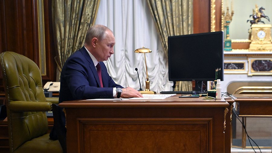 Путин подписал закон об исключении иностранных участников из владения значимым бизнесом